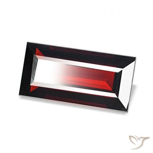 Granate almandino Rojo oscuro natural de 1.76 ct, Corte Baguette, VVS