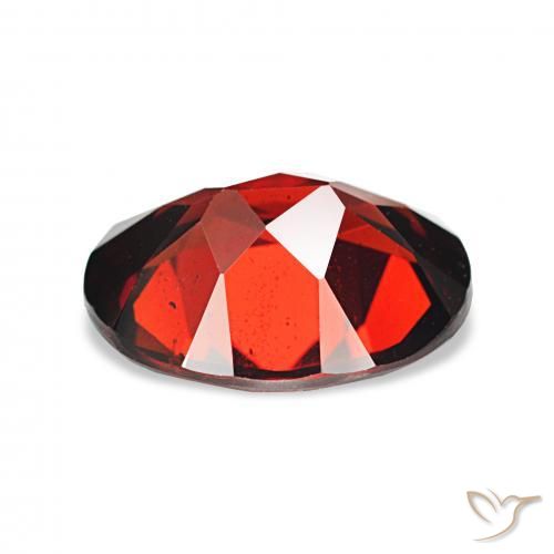 Granate almandino Rojo oscuro natural de 2.82 ct, Ovalada, VVS