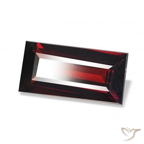 Granate almandino Rojo oscuro natural de 1.65 ct, Corte Baguette, VVS