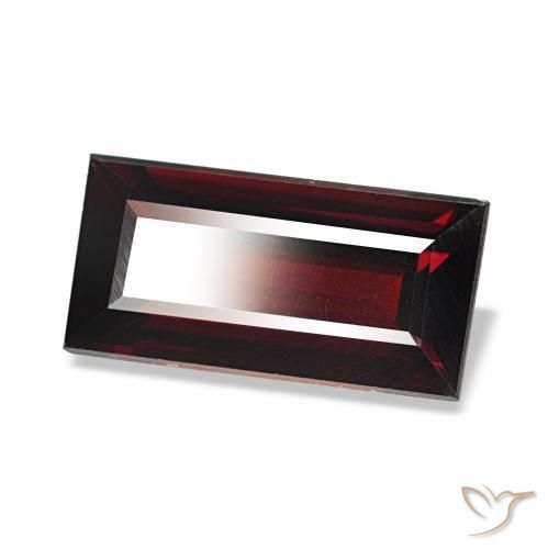 Granate almandino Rojo oscuro natural de 1.67 ct, Corte Baguette, VVS