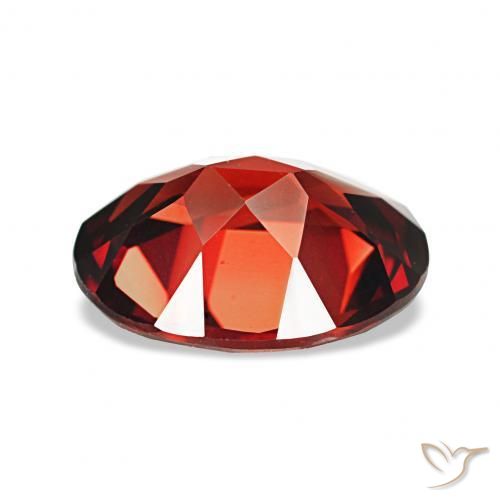 Granate almandino Rojo sangre intenso natural de 2.10 ct, Ovalada, VVS