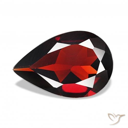 Granate almandino Rojo oscuro natural de 2.67 ct, En forma de pera, VVS