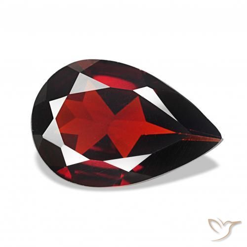 Granate almandino Rojo oscuro natural de 2.67 ct, En forma de pera, VVS