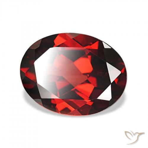 Granate almandino Rojo oscuro natural de 2.21 ct, Ovalada, VVS