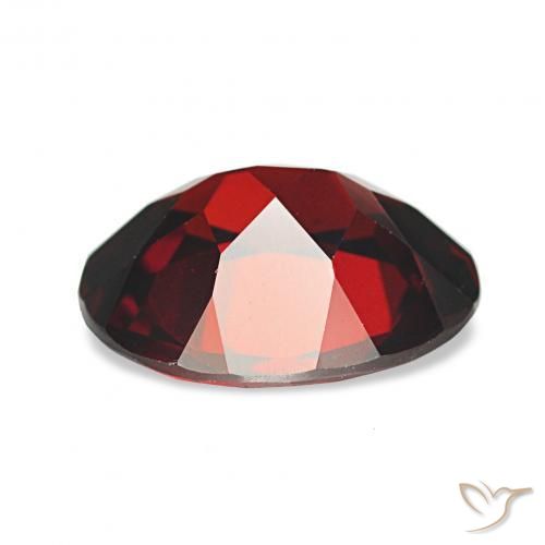 Granate almandino Rojo oscuro natural de 2.60 ct, Ovalada, VVS