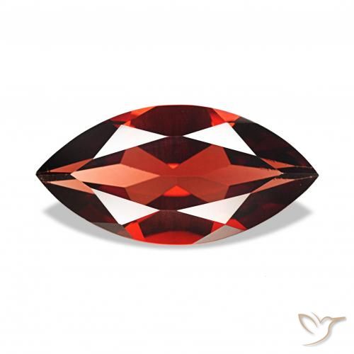 Granate almandino Rojo medio natural de 1.95 ct, Marquesa, VVS