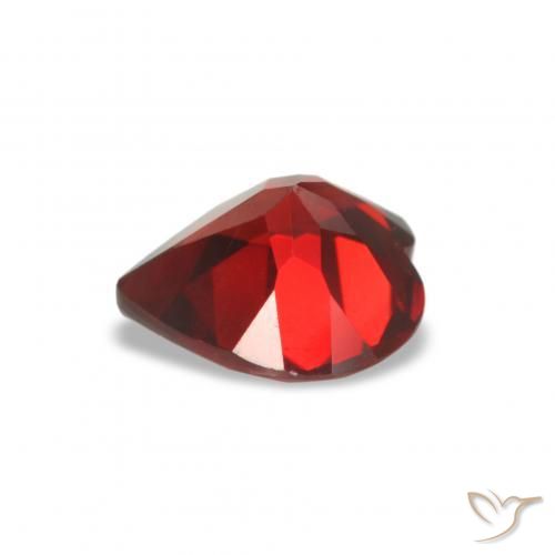 Granate almandino Rojo oscuro natural de 1.43 ct, Forma de corazón, VVS
