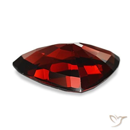 Granate almandino rojo natural de 6,08 ct, forma elegante, VS