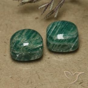 Gemas de Amazonita Verde oscuro medio natural de 11.22 ct, Forma Cojín, Opaco