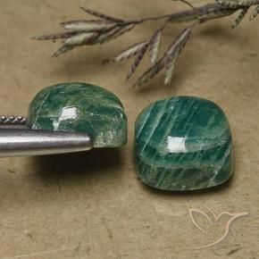 Gemas de Amazonita Verde oscuro medio natural de 11.22 ct, Forma Cojín, Opaco