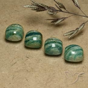 Gemas de Amazonita Verde oscuro medio natural de 7.99 ct, Forma Cojín, Opaco