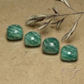 Gemas de Amazonita Verde pino natural de 7.37 ct, Forma Cojín, Opaco