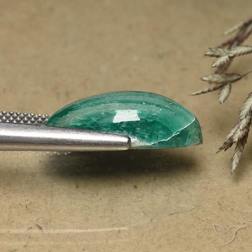 Amazonita Verde frío natural de 8.65 ct, Marquesa, Opaco