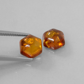 Gemas de ámbar naranja natural de  ct, transparente, transparente / translúcido
