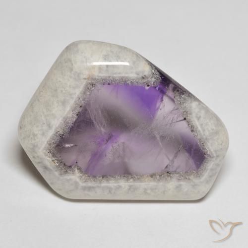 Corte de geoda de amatista multicolor natural de 28,89 ct, forma elegante, transparente