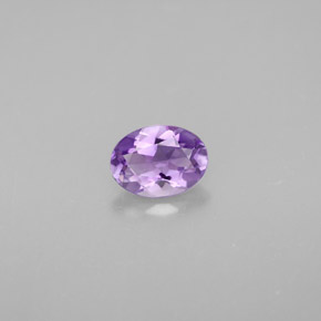 Amatista Violeta natural de 0.56 ct, Corte Óvalo, VVS