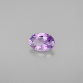 Amatista Violeta natural de 0.56 ct, Corte Óvalo, VVS