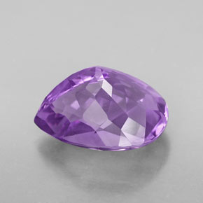 Amatista Violeta natural de 5.47 ct, En forma de pera, VVS-VS