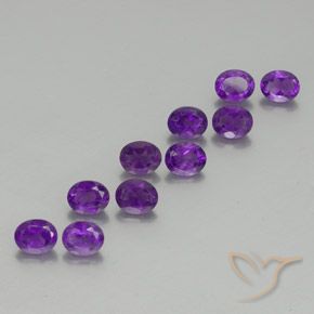 Gemas de Amatista Violeta vívido natural de 3.83 ct, Ovalada, VS