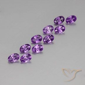 Gemas de Amatista Violeta púrpura medio natural de 4.01 ct, Ovalada, VVS-VS