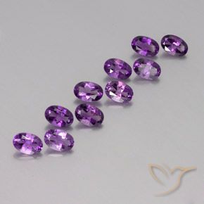 Gemas de Amatista Violeta oscuro medio natural de 4.11 ct, Ovalada, VVS-VS