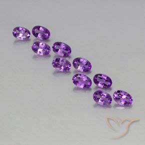 Gemas de Amatista Violeta púrpura oscuro medio natural de 4.08 ct, Corte Óvalo, VVS-VS