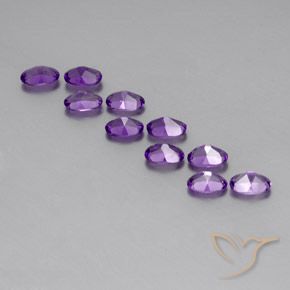 Gemas de Amatista Violeta púrpura oscuro medio natural de 4.12 ct, Ovalada, VVS-VS