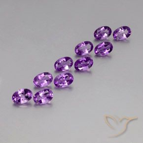 Gemas de Amatista Violeta púrpura oscuro medio natural de 4.11 ct, Ovalada, VVS-VS