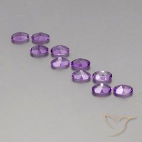 Gemas de Amatista Violeta púrpura oscuro medio natural de 3.93 ct, Ovalada, VVS-VS