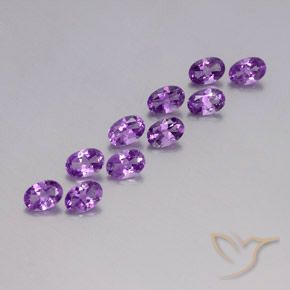 Gemas de Amatista Violeta rosáceo oscuro natural de 3.91 ct, Ovalada, VVS-VS