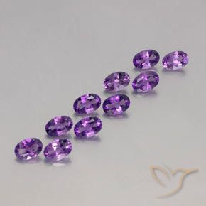 Gemas de Amatista Violeta púrpura oscuro medio natural de 4.12 ct, Ovalada, VVS-VS