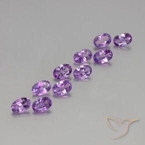 Gemas de Amatista Violeta púrpura medio natural de 3.91 ct, Ovalada, VVS-VS