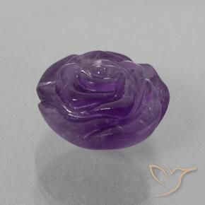 Amatista Violeta medio natural de 17.93 ct, Corte Flor, Transparente / Translúcido