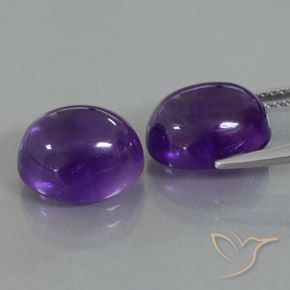 Gemas de Amatista Violeta medio natural de 8.16 ct, Ovalada, Transparente / Translúcido