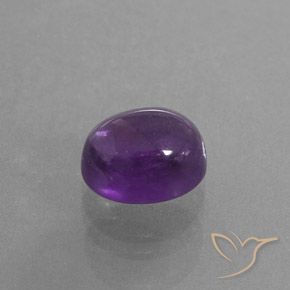 Amatista Violeta intenso natural de 4.10 ct, Ovalada, Transparente / Translúcido