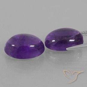 Gemas de Amatista Violeta medio natural de 13.63 ct, Ovalada, Transparente
