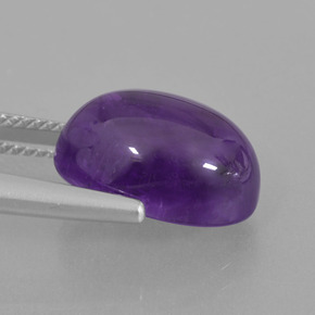 Amatista Violeta medio natural de 7.61 ct, Corte Óvalo, Transparente