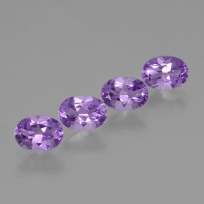 Gemas de Amatista Violeta vívido natural de 2.97 ct, Corte Óvalo, VS