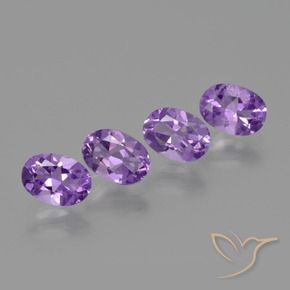 Gemas de Amatista Violeta vívido natural de 2.95 ct, Ovalada, VS