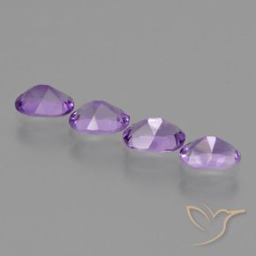 Gemas de Amatista Violeta vívido natural de 2.95 ct, Ovalada, VS