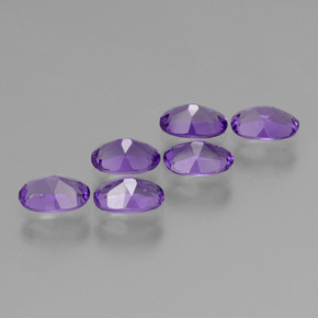 Gemas de Amatista Violeta vívido natural de 2.53 ct, Corte Óvalo, VVS-VS