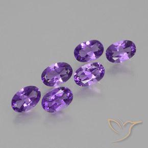 Gemas de Amatista Violeta vívido natural de 2.48 ct, Ovalada, VS
