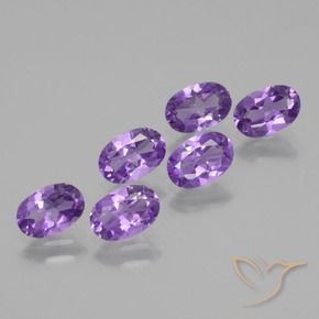 Gemas de Amatista Violeta vívido natural de 2.50 ct, Ovalada, VVS-VS