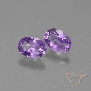 Gemas de Amatista Tono violeta intenso natural de 1.43 ct, Ovalada, VVS-VS