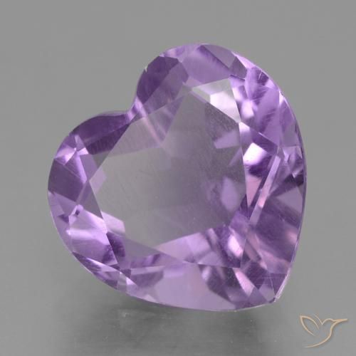 Amatista Violeta medio natural de 2.81 ct, Corazón, VS