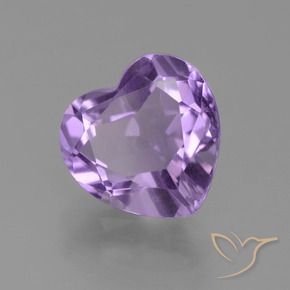 Amatista Violeta medio natural de 3.12 ct, Corazón, VS