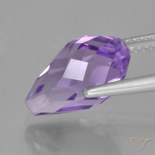 Amatista Violeta iris rosáceo natural de 4.23 ct, Corte Briolette, VS