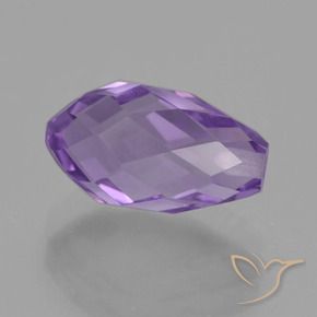 Amatista Violeta medio natural de 2.80 ct, Corte Briolette, VS