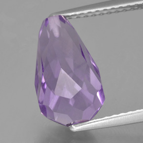 Amatista Violeta natural de 3.86 ct, Corte Briolette, VS