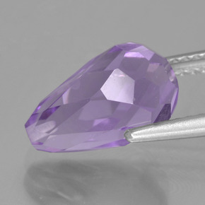 Amatista Violeta natural de 3.86 ct, Corte Briolette, VS